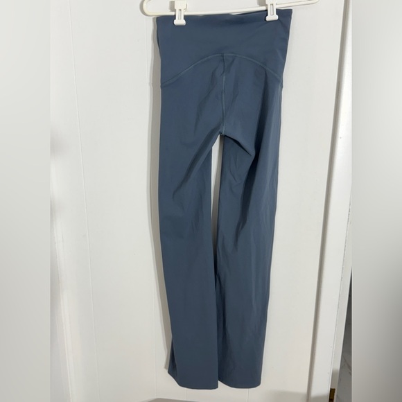 Spanx Booty Boost flare Pants - Picture 6 of 7